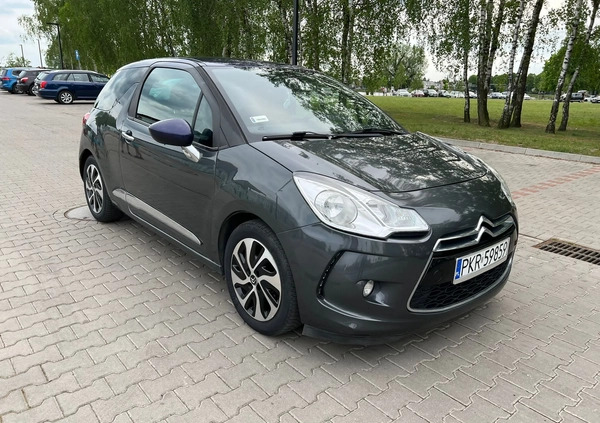 Citroen DS3 cena 25900 przebieg: 212000, rok produkcji 2013 z Mogilno małe 121
